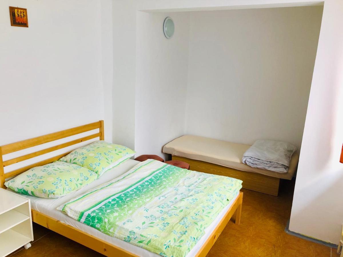 Penzion Horska Chata Svetla Tanvald Buitenkant foto