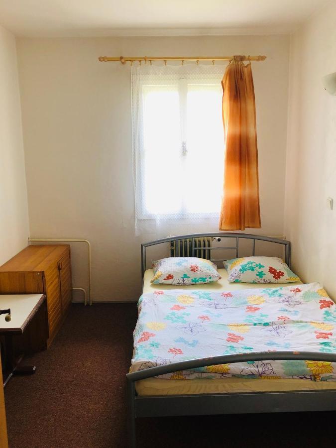 Penzion Horska Chata Svetla Tanvald Buitenkant foto